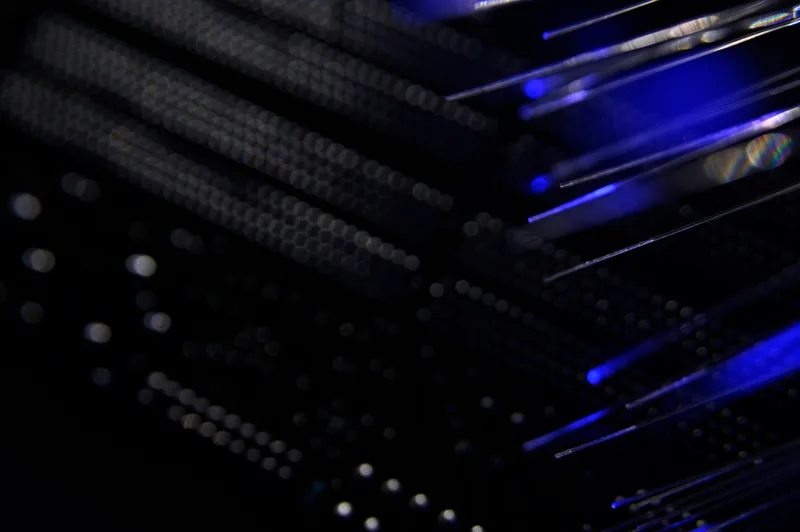 Ağ donanımı ve fiber bağlantılar
